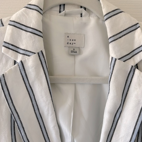 Linen blazer with blue and black stripes, size 2 - Picture 2 of 7